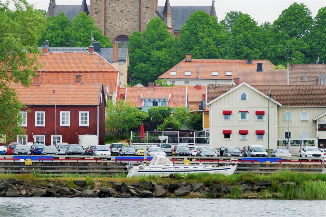 Vaenerport Lakefront Hotell Mariestad Exterior foto