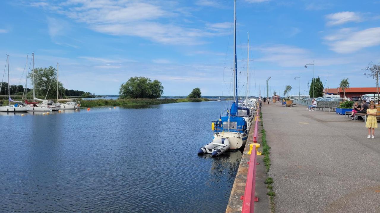 Vaenerport Lakefront Hotell Mariestad Exterior foto